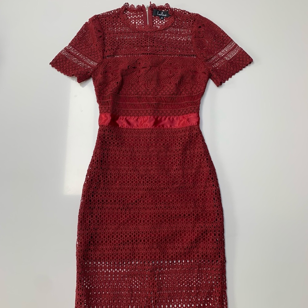 Lulus EUC XS red maxi lace overlay dress - Picture 10 of 13
